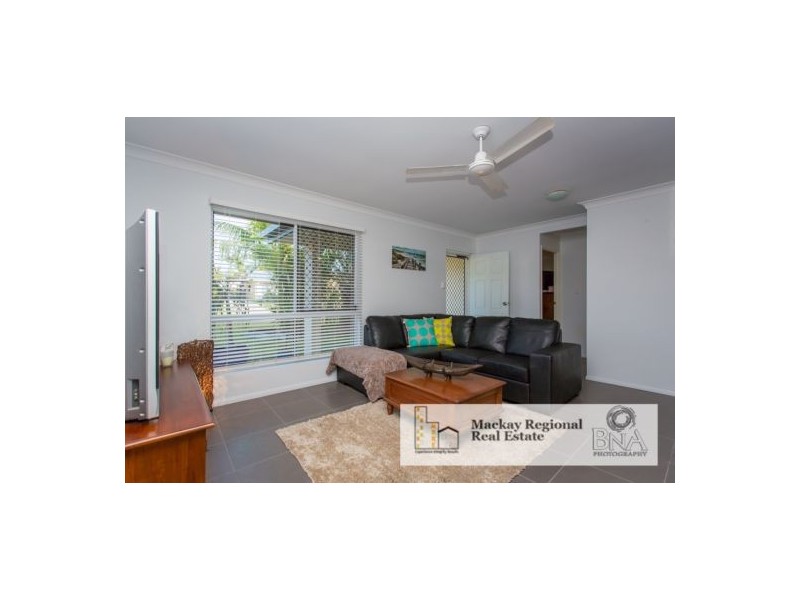 12 Busuttin Drive, Eimeo QLD 4740
