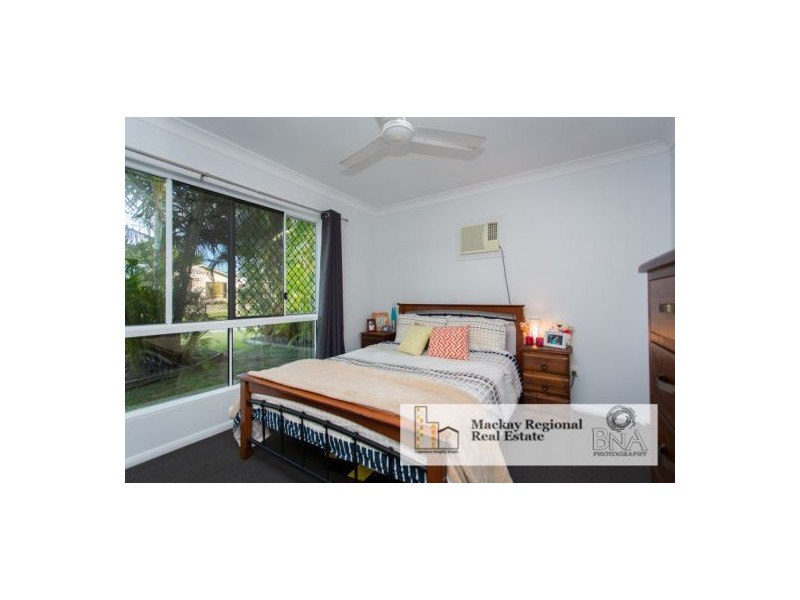 12 Busuttin Drive, Eimeo QLD 4740