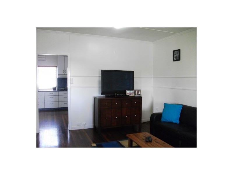 15 Edmond Street, West Mackay QLD 4740