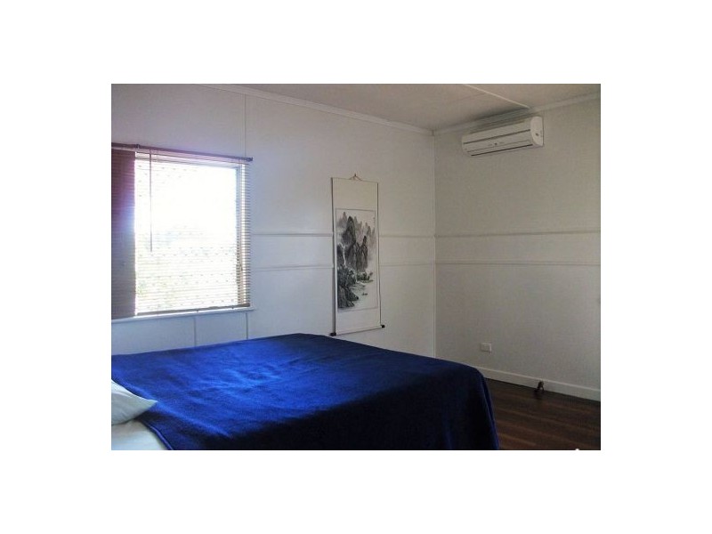 15 Edmond Street, West Mackay QLD 4740