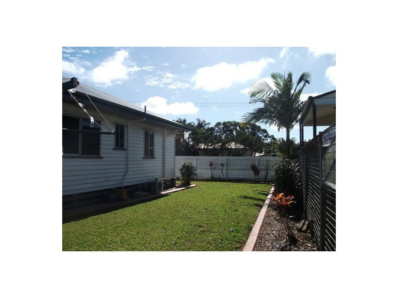 15 Edmond Street, West Mackay QLD 4740