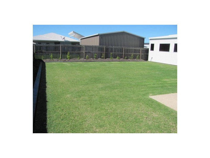 6 Farming Road, Ooralea QLD 4740