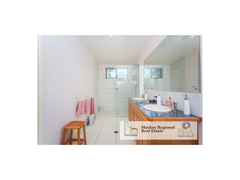 19 Aprile Court, Dumbleton QLD 4740