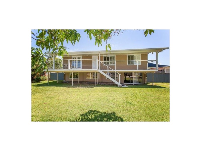 12 Coral Drive, Blacks Beach QLD 4740