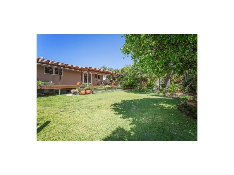 12 Coral Drive, Blacks Beach QLD 4740