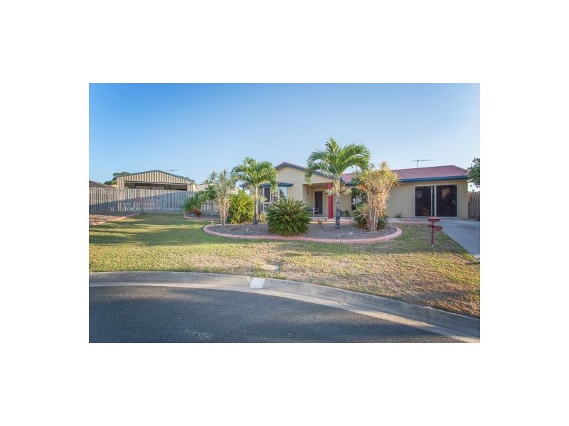 6 Shamic Court, Eimeo QLD 4740