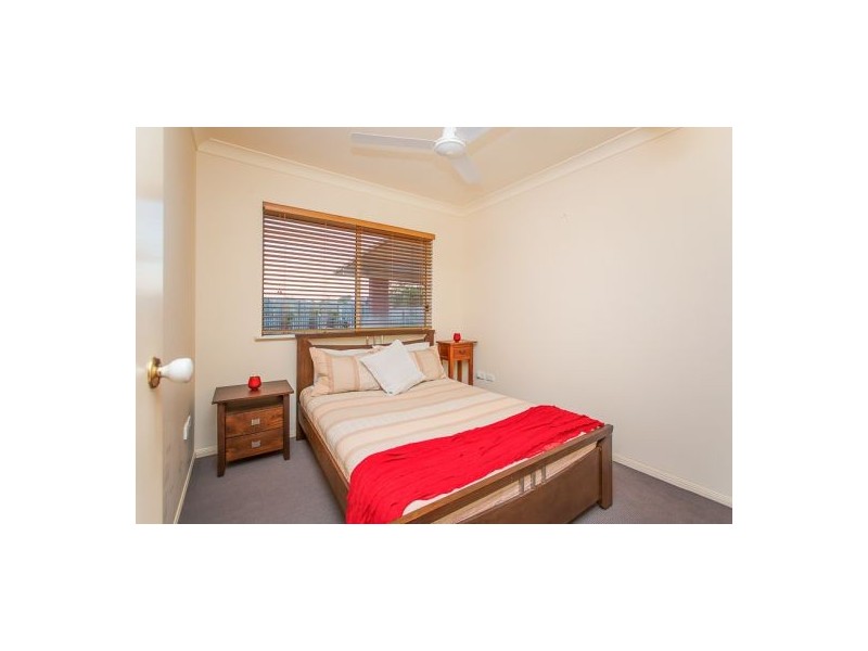 6 Shamic Court, Eimeo QLD 4740