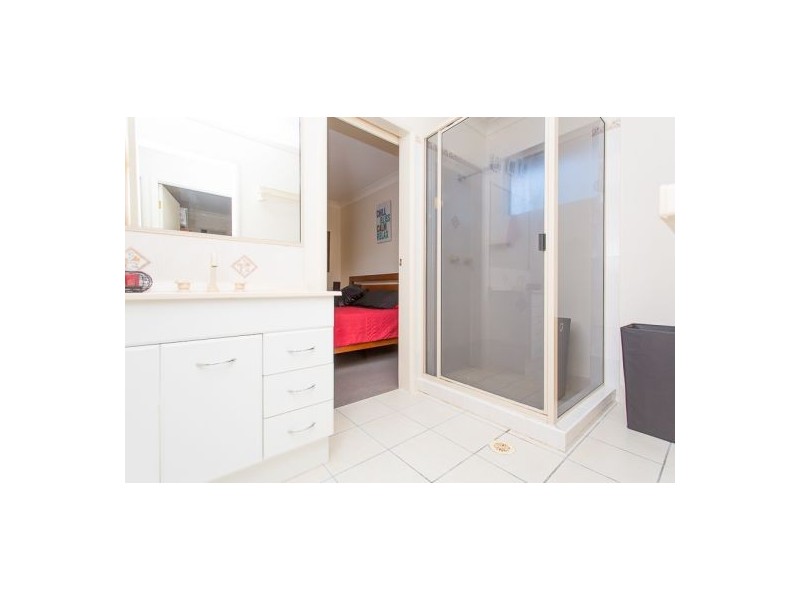 6 Shamic Court, Eimeo QLD 4740