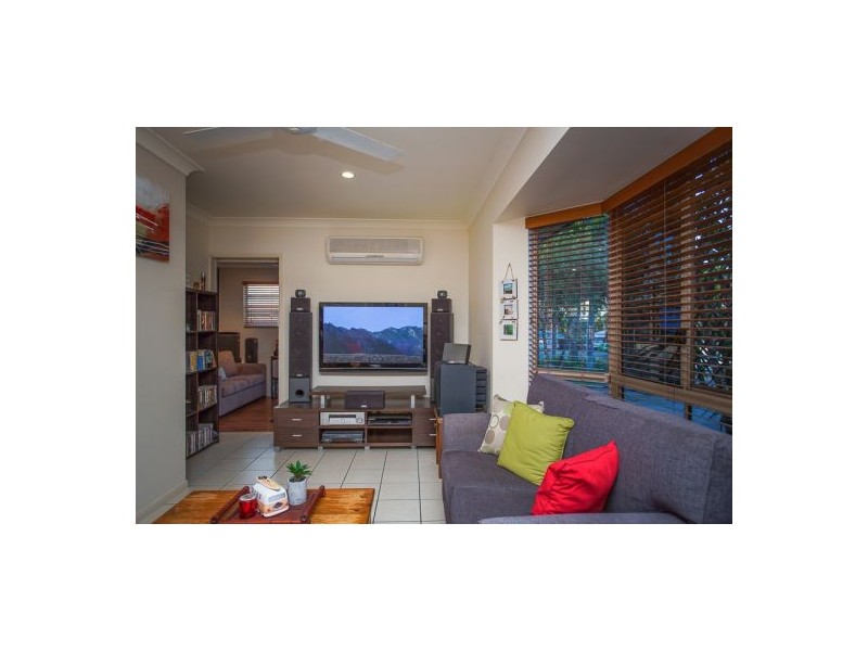 6 Shamic Court, Eimeo QLD 4740
