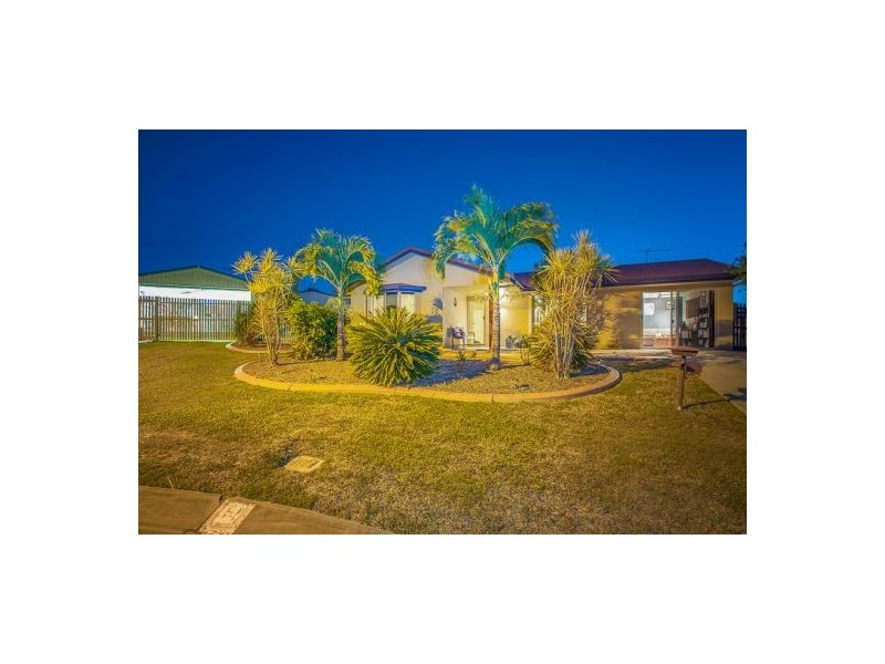 6 Shamic Court, Eimeo QLD 4740