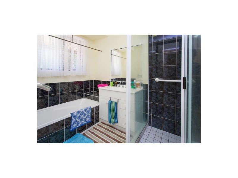 10 Seabreeze Court, Slade Point QLD 4740