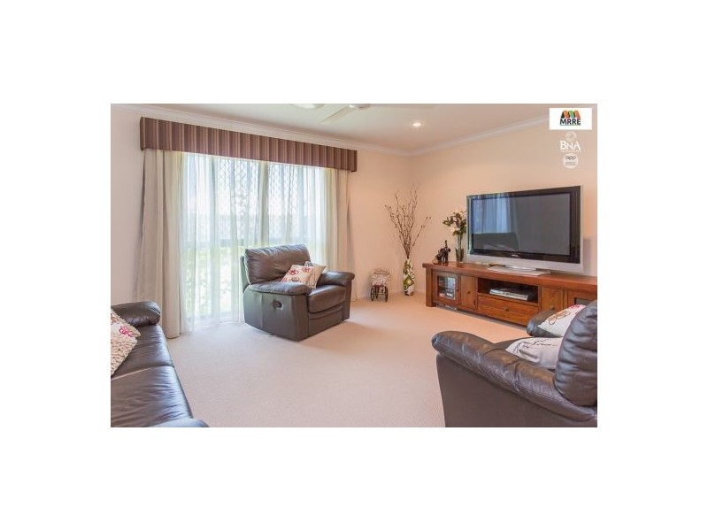 12 Centennial Drive, Glenella QLD 4740