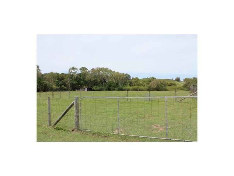 979 Hay Point Road, Hay Point QLD 4740
