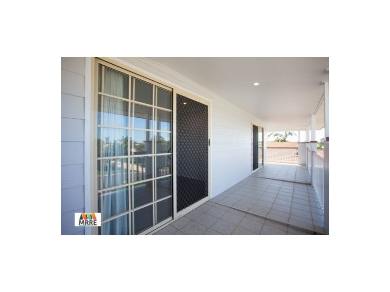 27 Theodore Crescent, Rural View QLD 4740