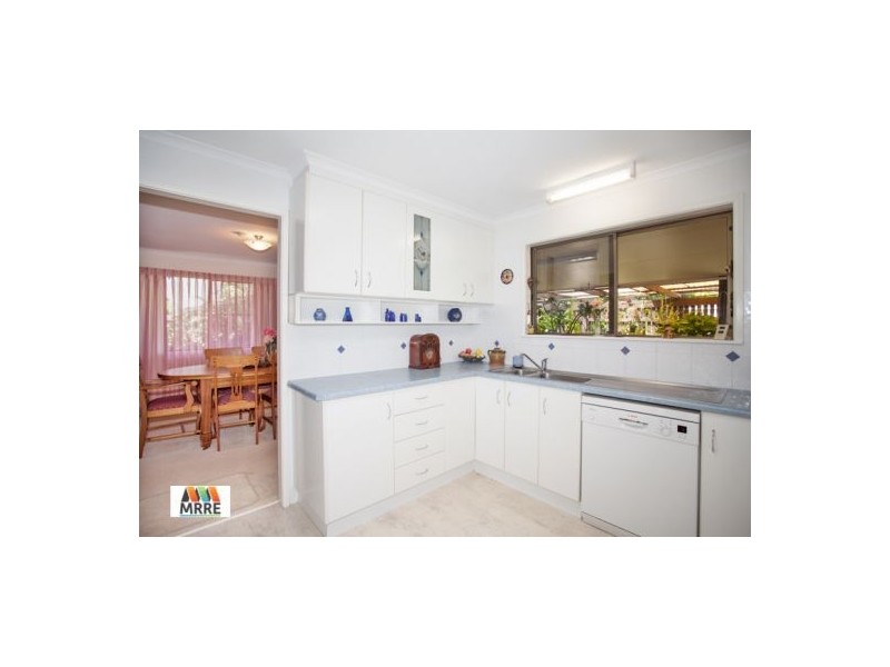 4 Benson Avenue, Mount Pleasant QLD 4740