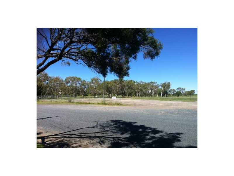 58 Petrie Street, South Mackay QLD 4740