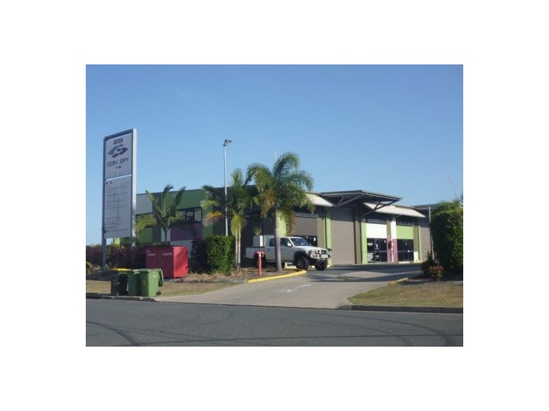 2/25-27 Transport Avenue, Paget QLD 4740