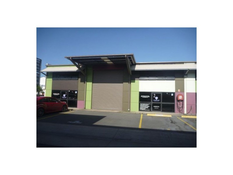 2/25-27 Transport Avenue, Paget QLD 4740