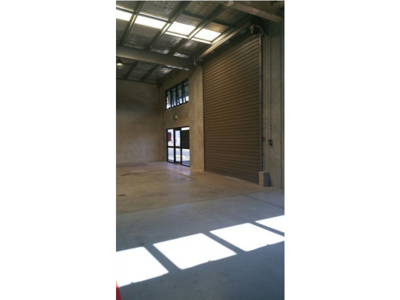 2/25-27 Transport Avenue, Paget QLD 4740