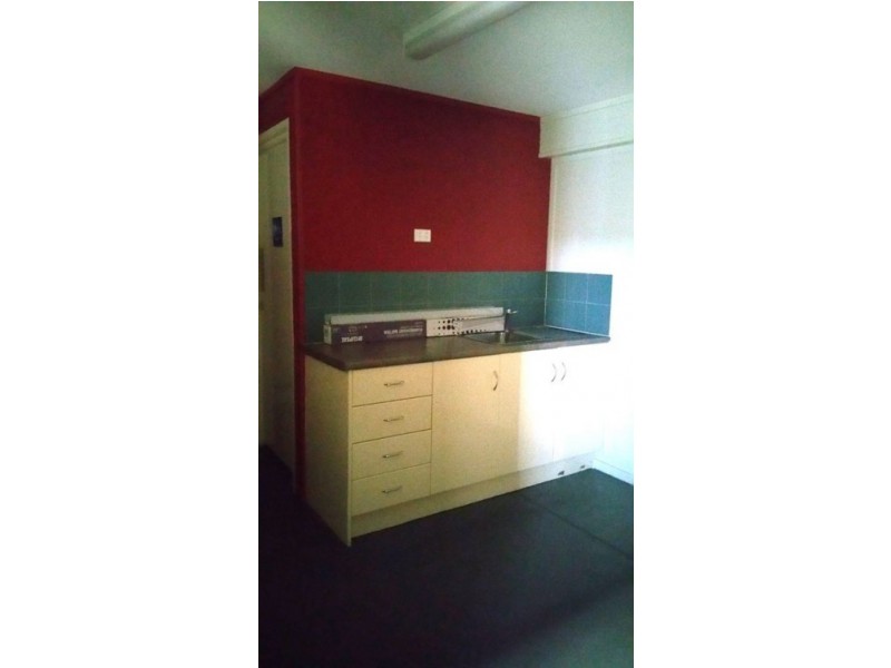 2/25-27 Transport Avenue, Paget QLD 4740