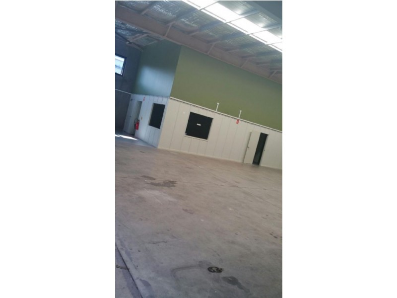 2/25-27 Transport Avenue, Paget QLD 4740