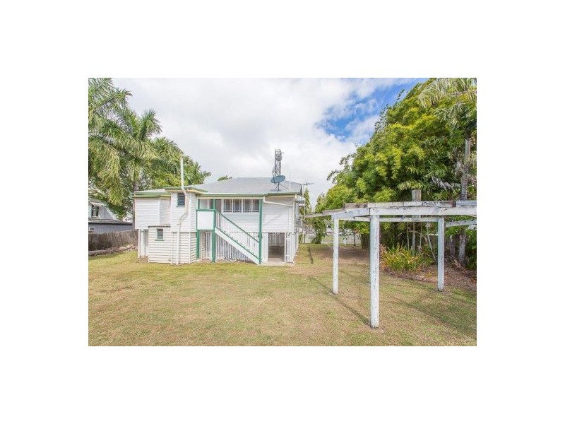 8 Boddington Street, Mackay QLD 4740