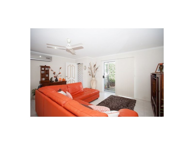 2/27 Lorraine Court, Andergrove QLD 4740