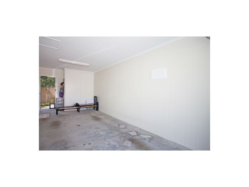 2/27 Lorraine Court, Andergrove QLD 4740