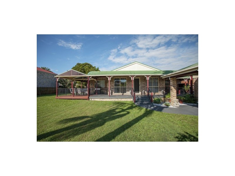 4 Matterson Avenue, Eimeo QLD 4740