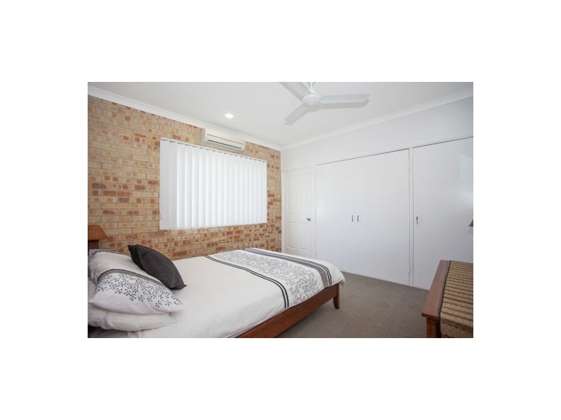 4 Matterson Avenue, Eimeo QLD 4740