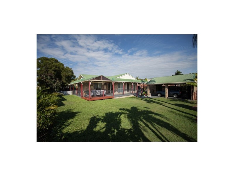 4 Matterson Avenue, Eimeo QLD 4740