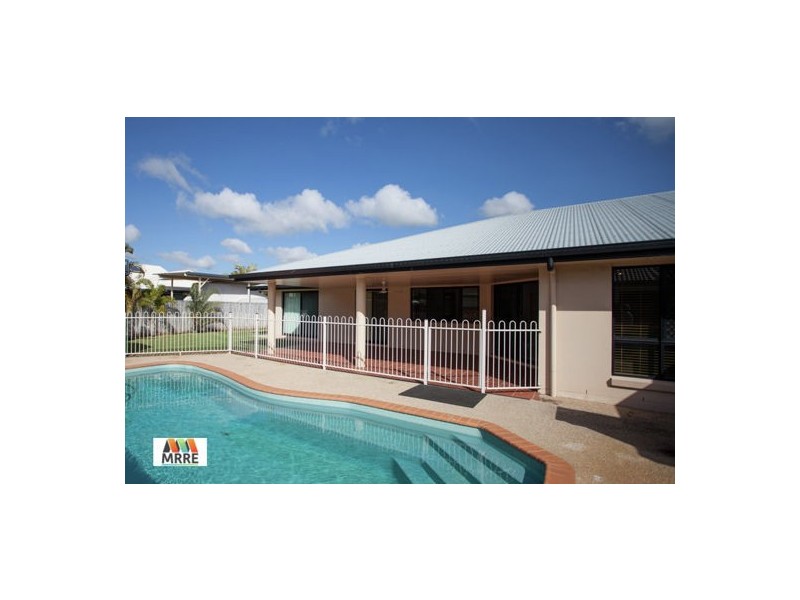 33 Windmill Crossing, Glenella QLD 4740