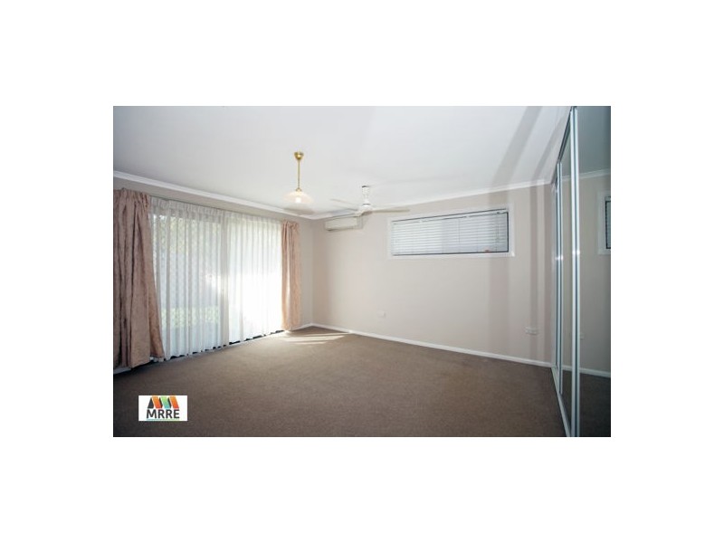 33 Windmill Crossing, Glenella QLD 4740