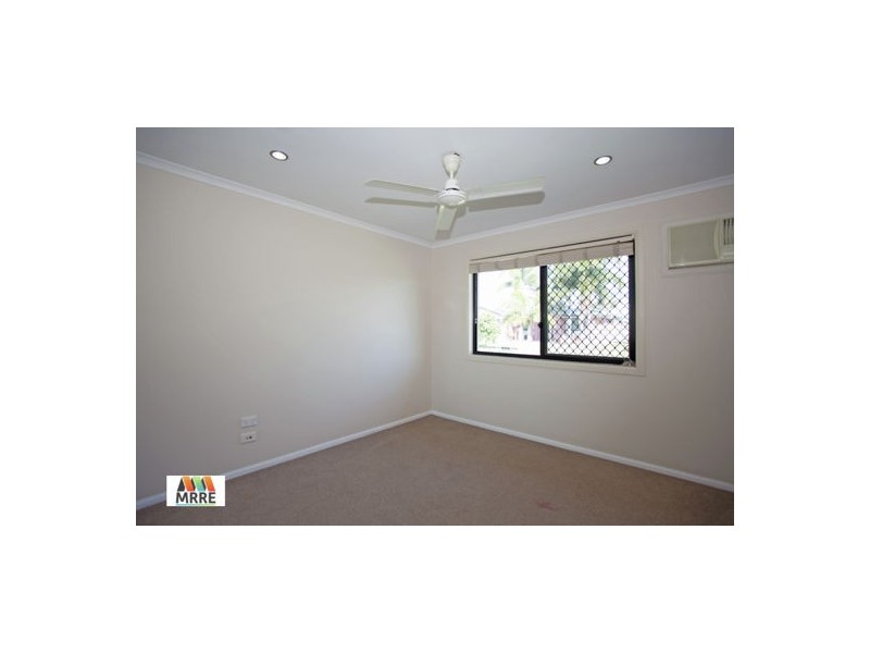 33 Windmill Crossing, Glenella QLD 4740