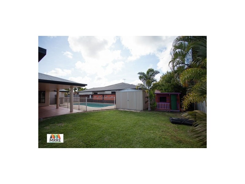 33 Windmill Crossing, Glenella QLD 4740