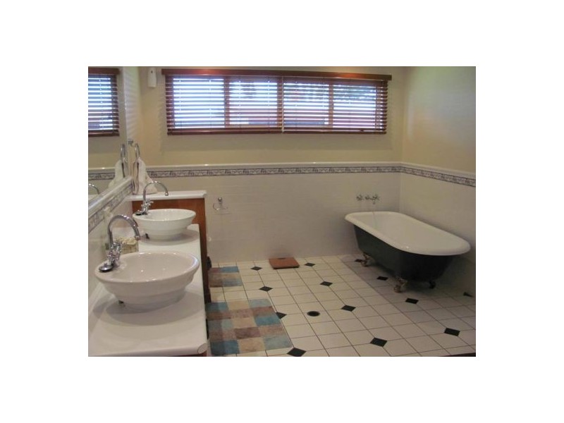 154 Kippen Street, South Mackay QLD 4740