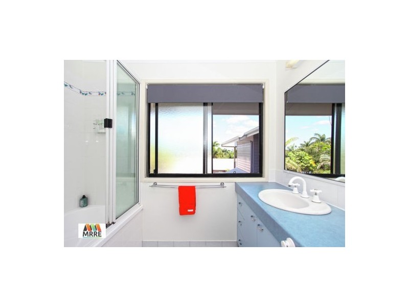 4 Cedar Court, Eimeo QLD 4740
