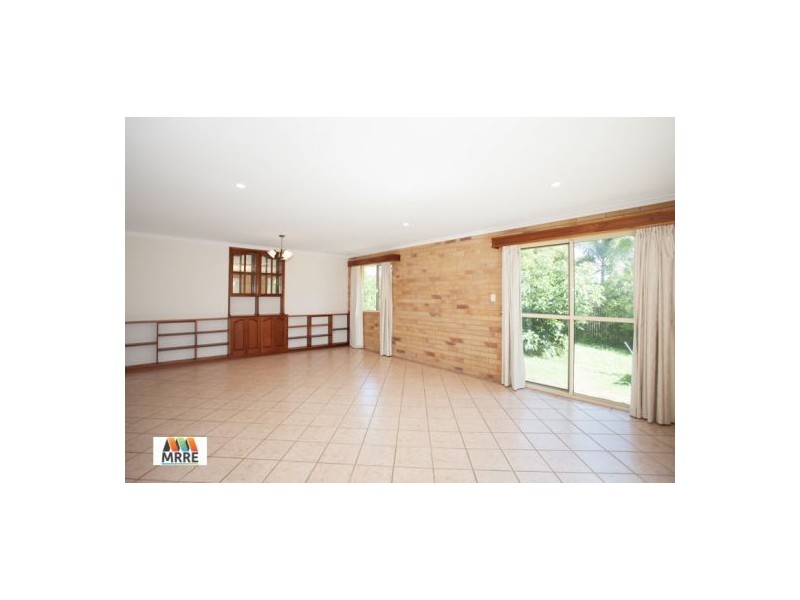 27. Theodore Crescent, Rural View QLD 4740