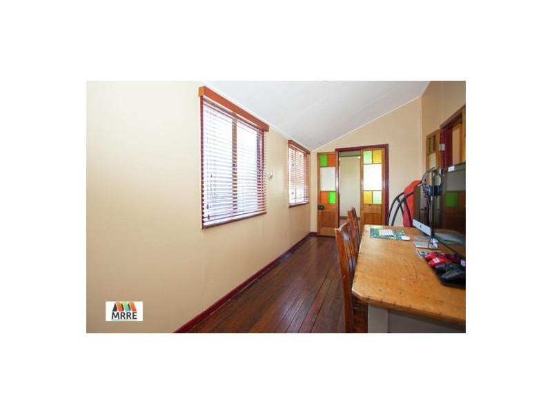 4 English Street, South Mackay QLD 4740