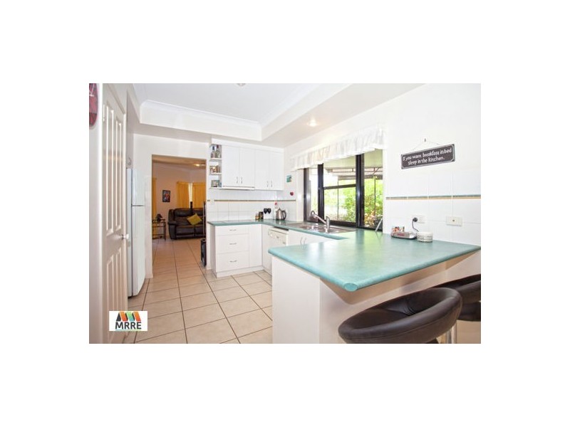 4 Seacove Court, Eimeo QLD 4740