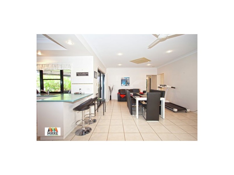4 Seacove Court, Eimeo QLD 4740
