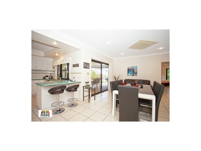 4 Seacove Court, Eimeo QLD 4740