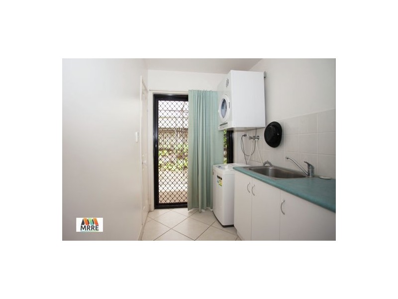 4 Seacove Court, Eimeo QLD 4740