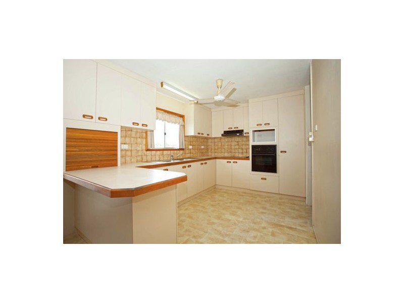 69 Mogford Street, West Mackay QLD 4740