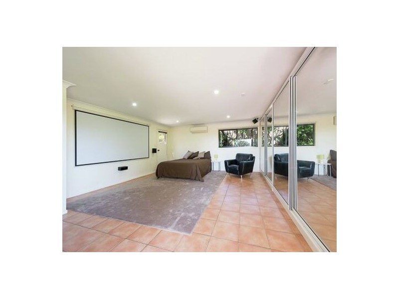 20 Admiral Drive, Dolphin Heads QLD 4740