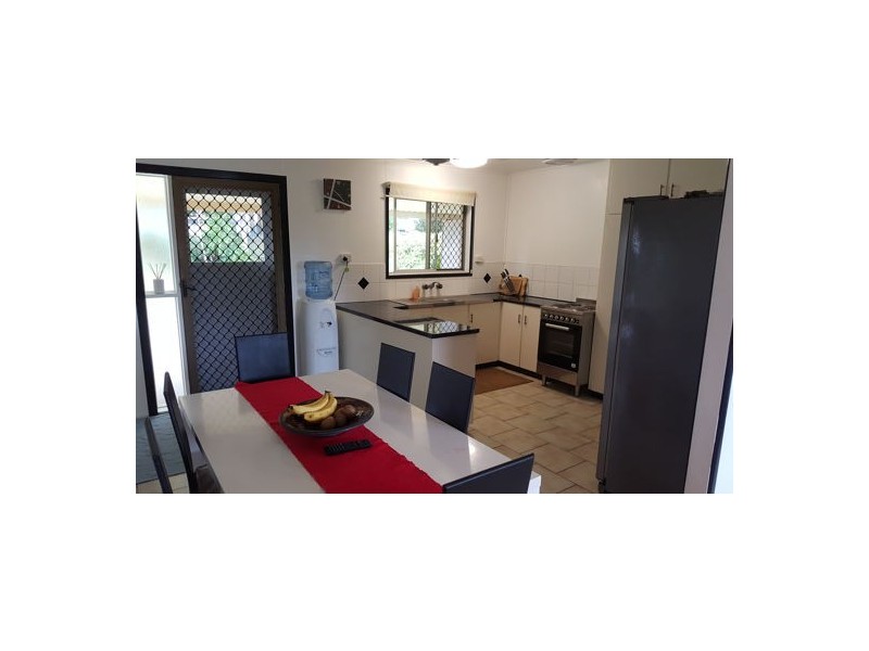 22 Holmes Drive, Beaconsfield QLD 4740