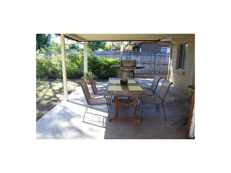 22 Holmes Drive, Beaconsfield QLD 4740
