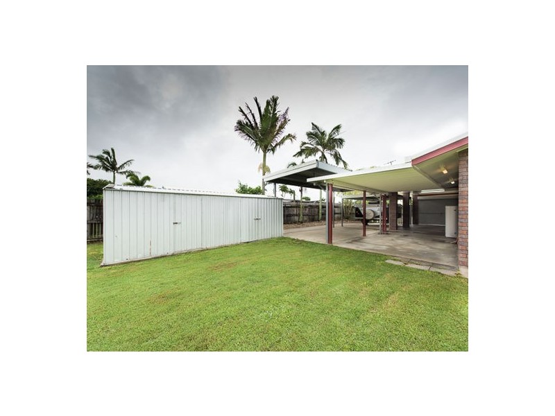 67 Bradman Drive, Glenella QLD 4740