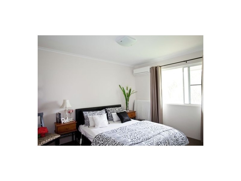 2/18 Beach Road, Dolphin Heads QLD 4740