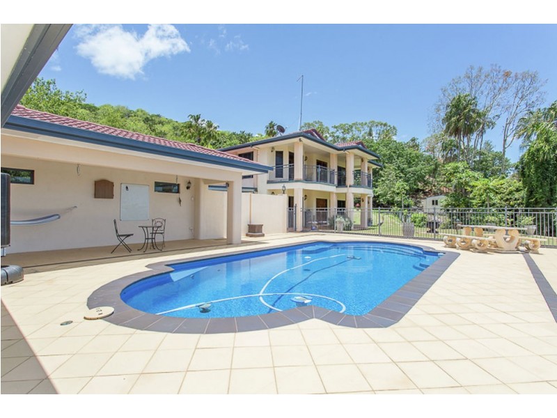 12 Highview Close, Farleigh QLD 4741
